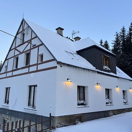 Loučná pod Klínovcem Wolf House Klinovec酒店 外观 照片